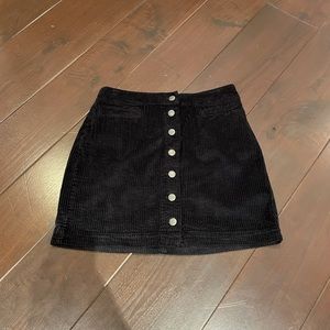 Black velvet type skirt from Artiza